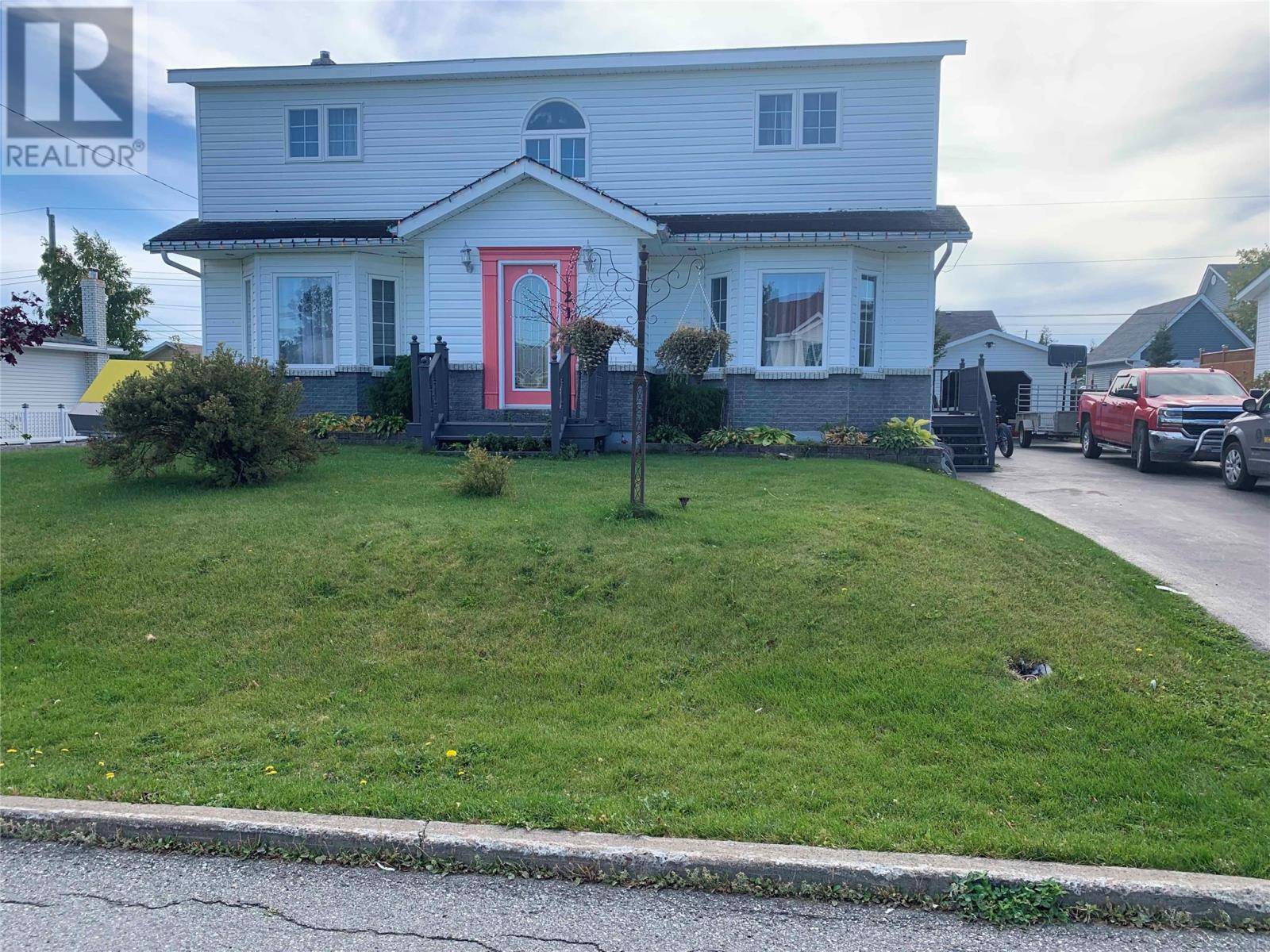 Lewisporte, NL A0G3A0,21 Juniper Street