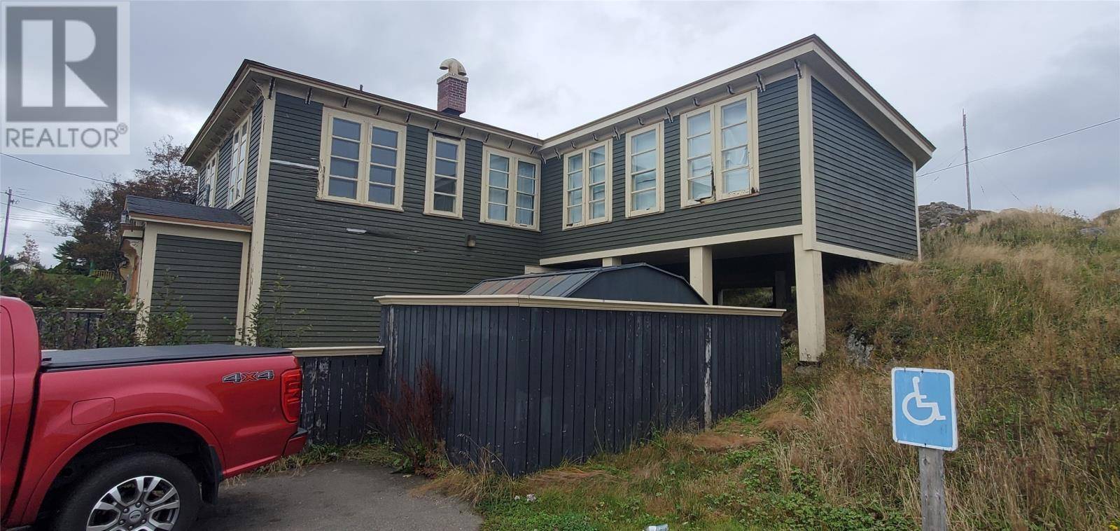 Burin, NL A0E1E0,28 Seaview Drive