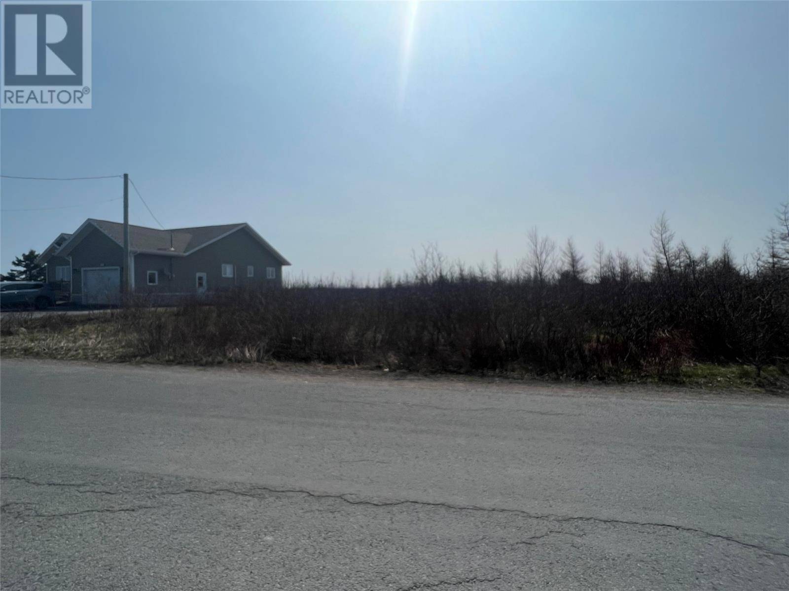 Bay Roberts, NL A0A1G0,250 Central Street