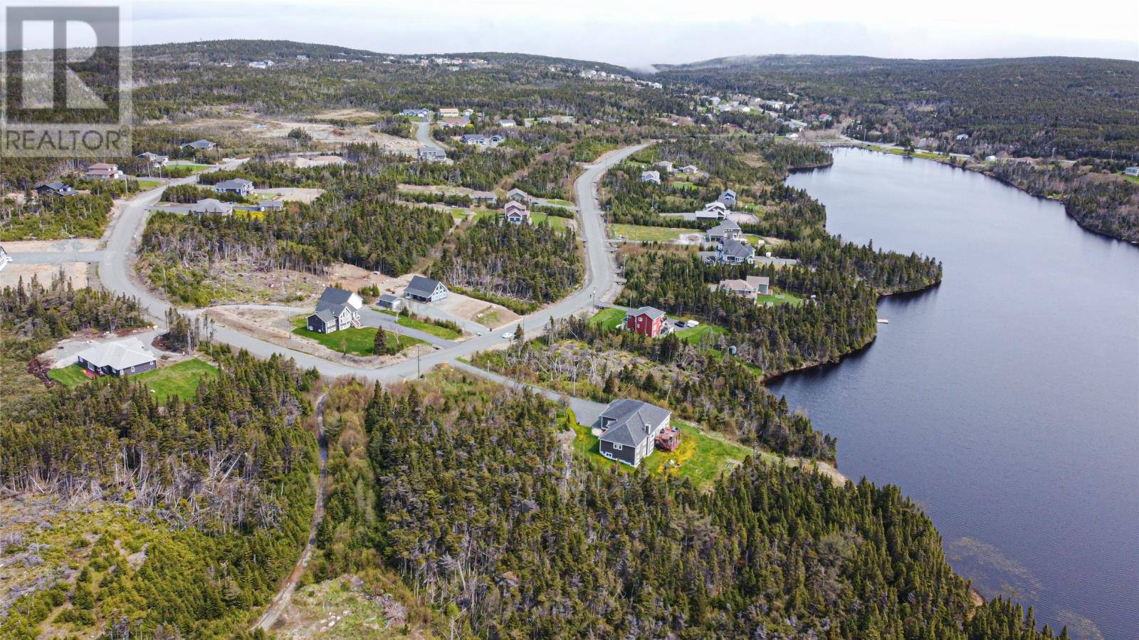 Pouch Cove, NL A0A3L0,36-38 Vale Drive