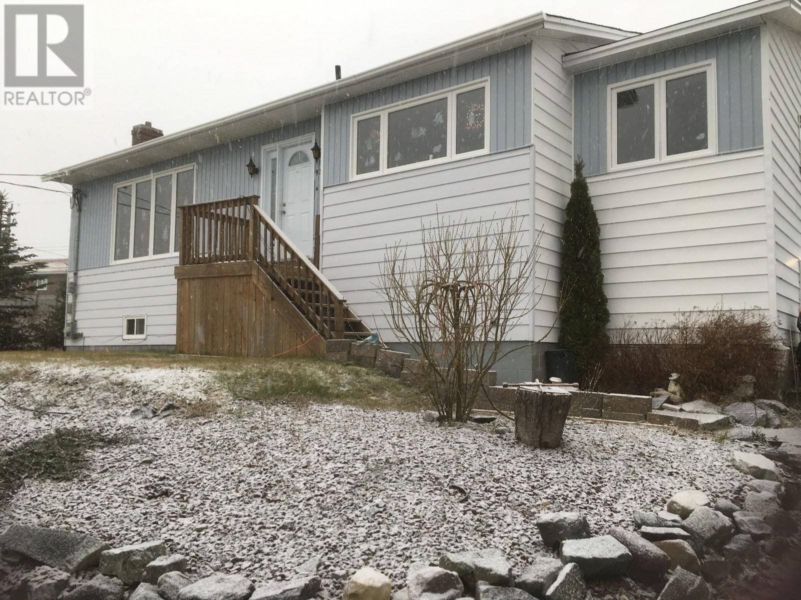 Paradise, NL A1L2P9,93 St. Thomas Line