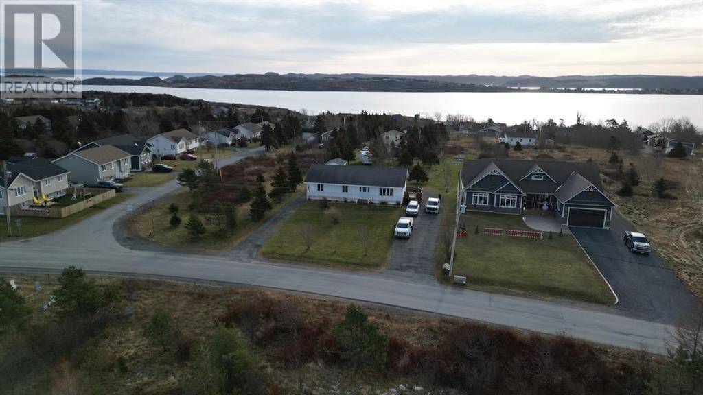 Bay Roberts, NL A0A1G0,200 Central Street