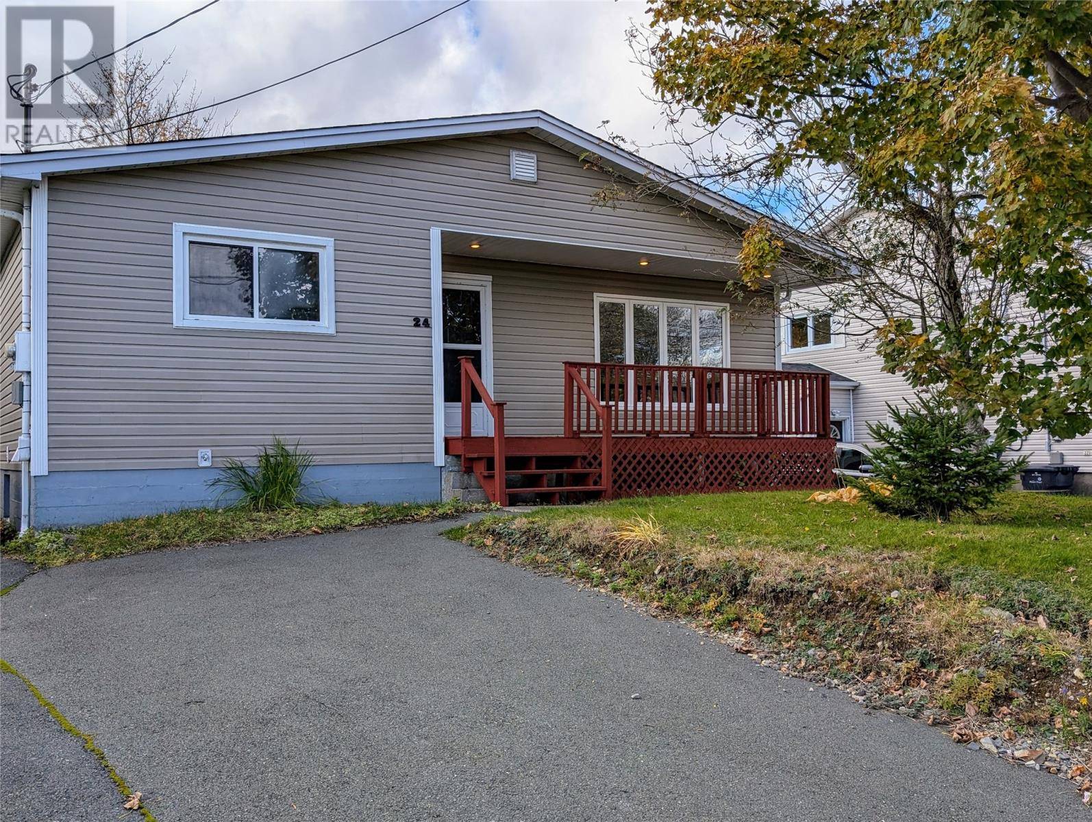 Mount Pearl, NL A1N1V6,24 Churchill Avenue