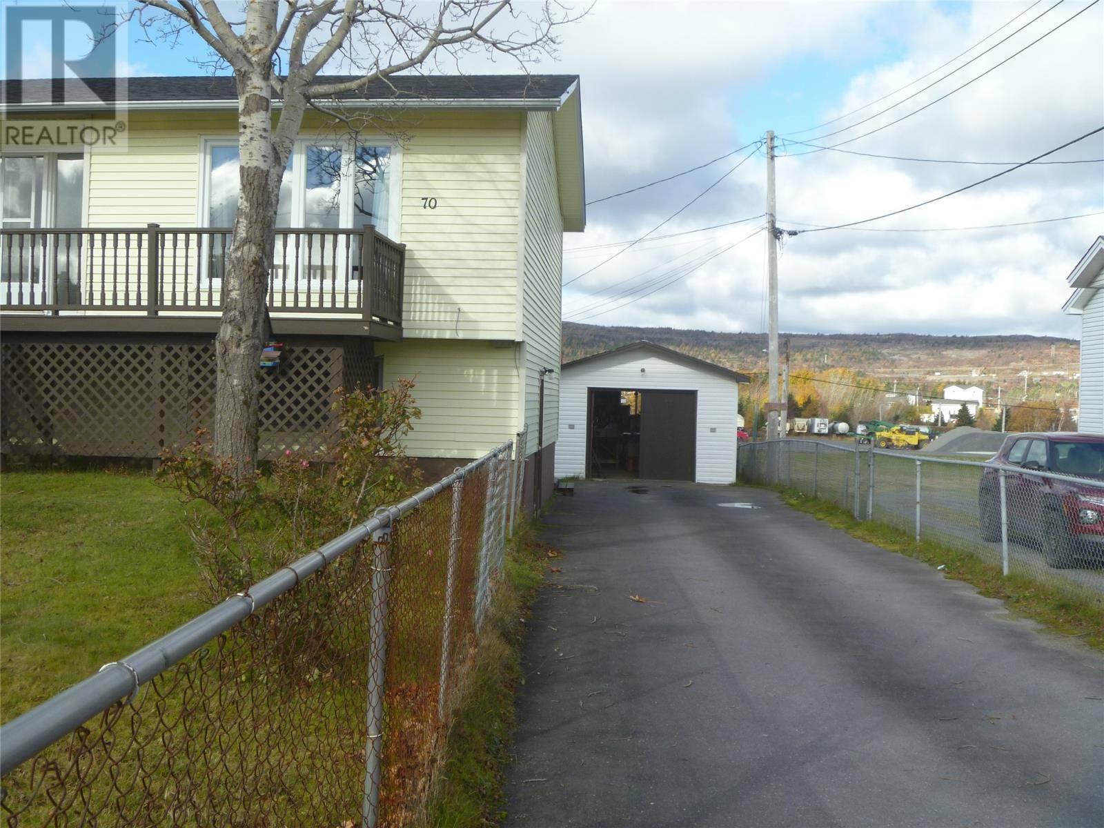 Carbonear, NL A1Y1A4,70 Whites Road