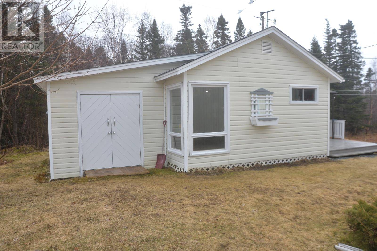 Gander, NL A1V1G6,106 Ogilvie Street