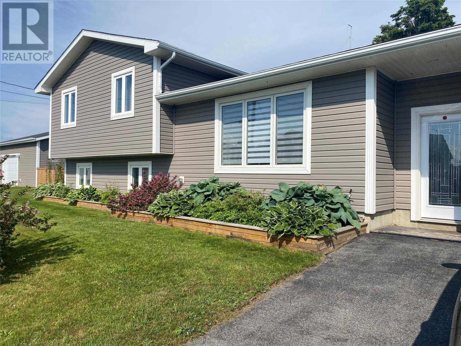 Stephenville, NL A2N1Y3,4 James Street