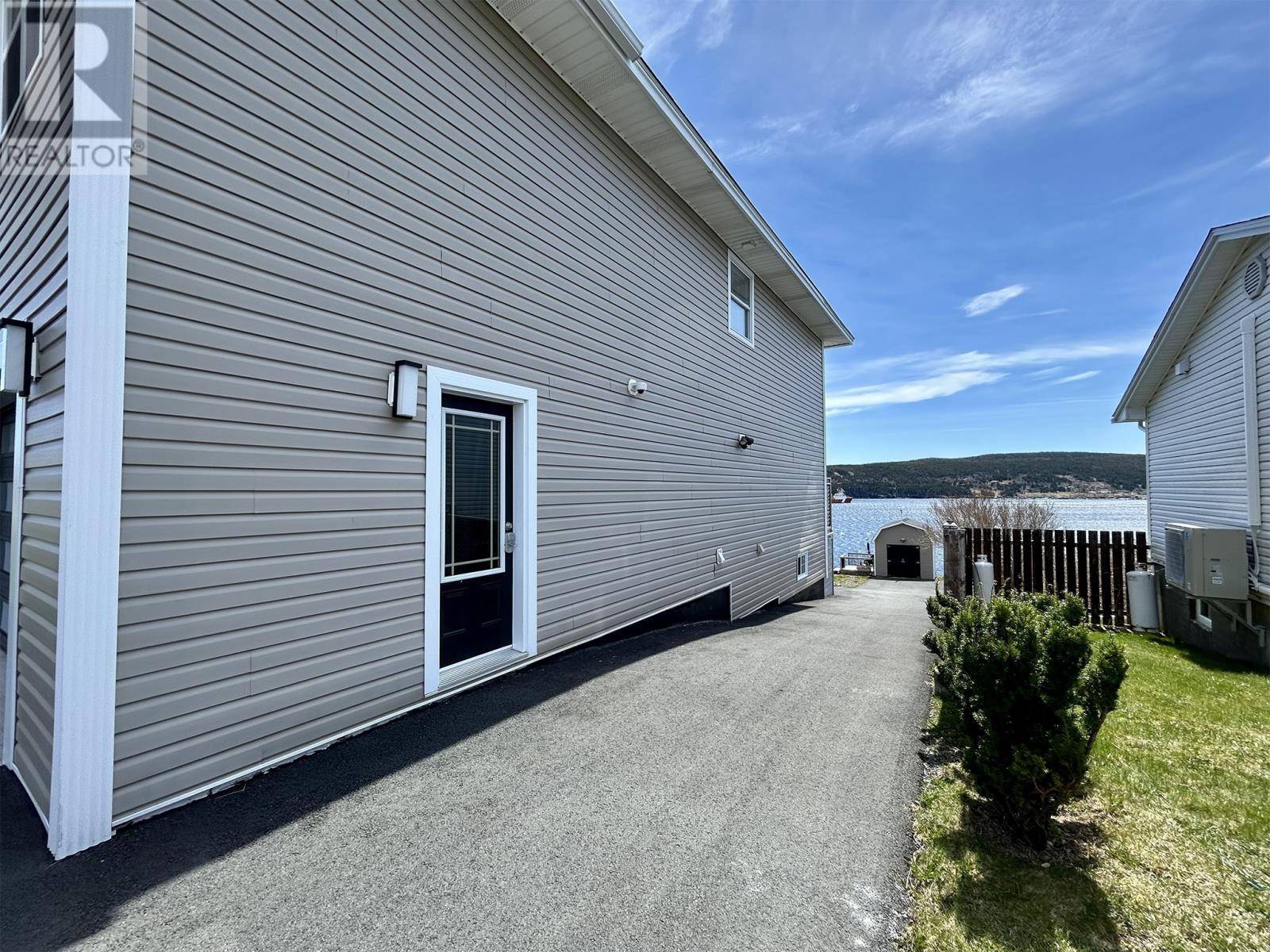 Carbonear, NL A1Y1B1,69 Burnt Head Road