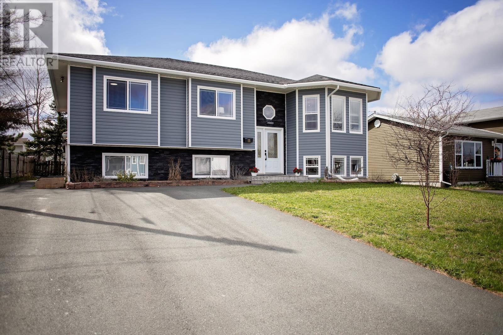 Gander, NL A1V2G9,13 Wright Crescent