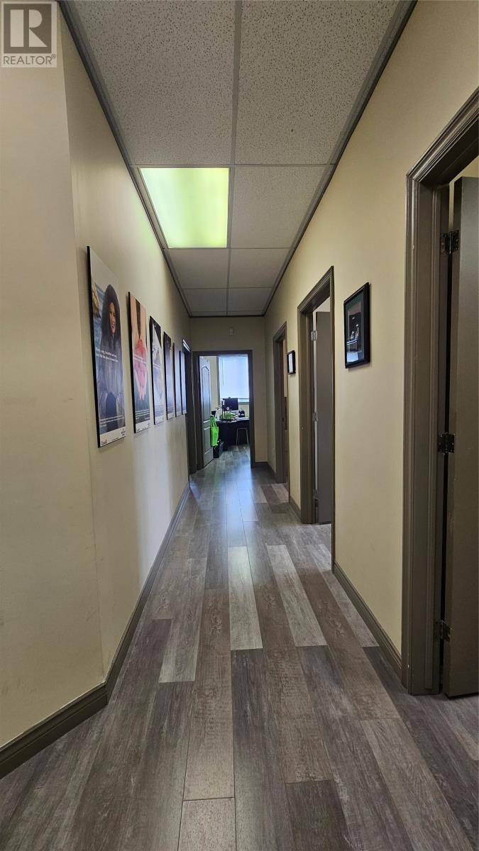 Mount Pearl, NL A1N5G2,1147 Topsail RD #4