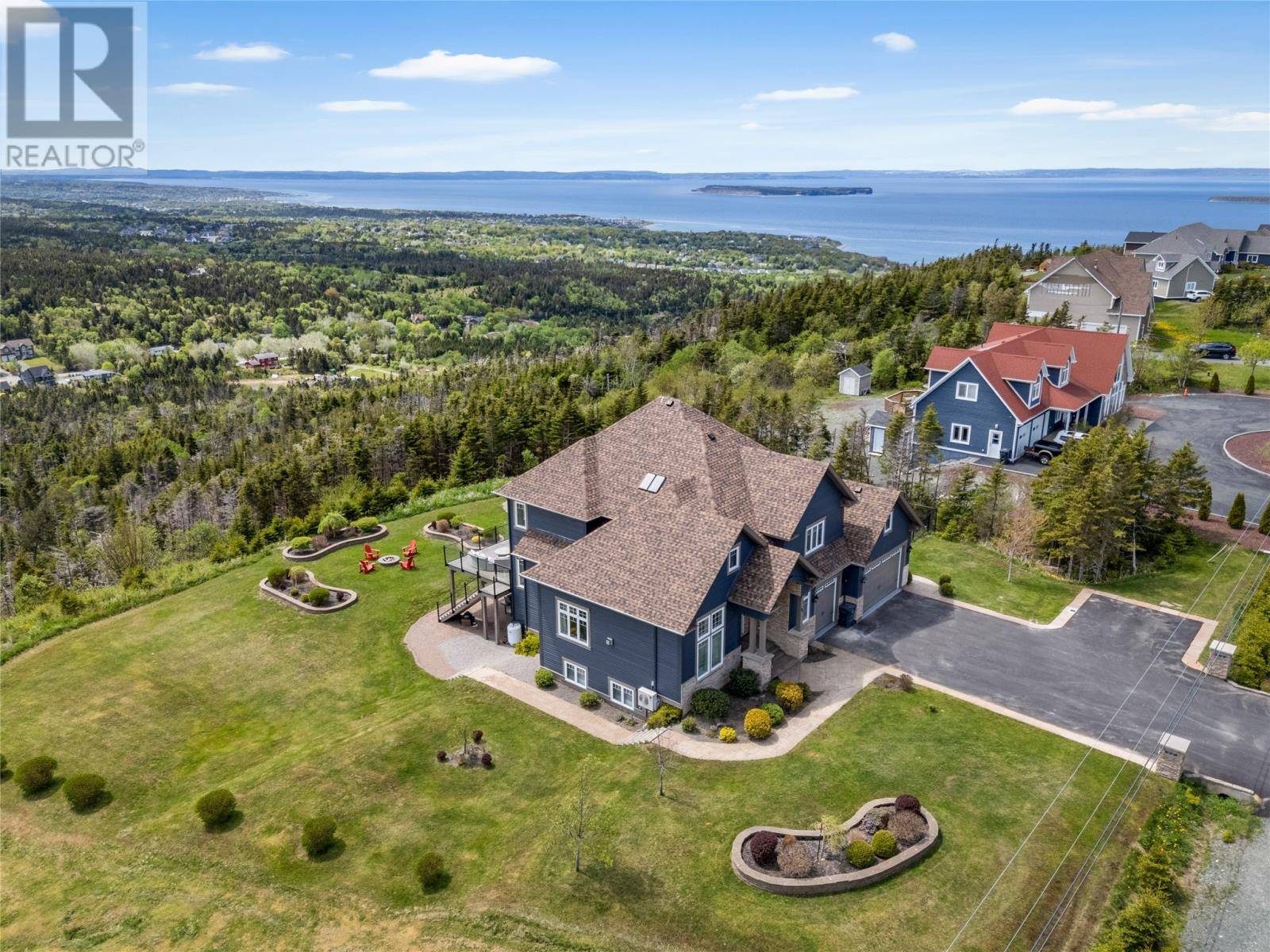 Paradise, NL A1L2P3,95 Summit Drive