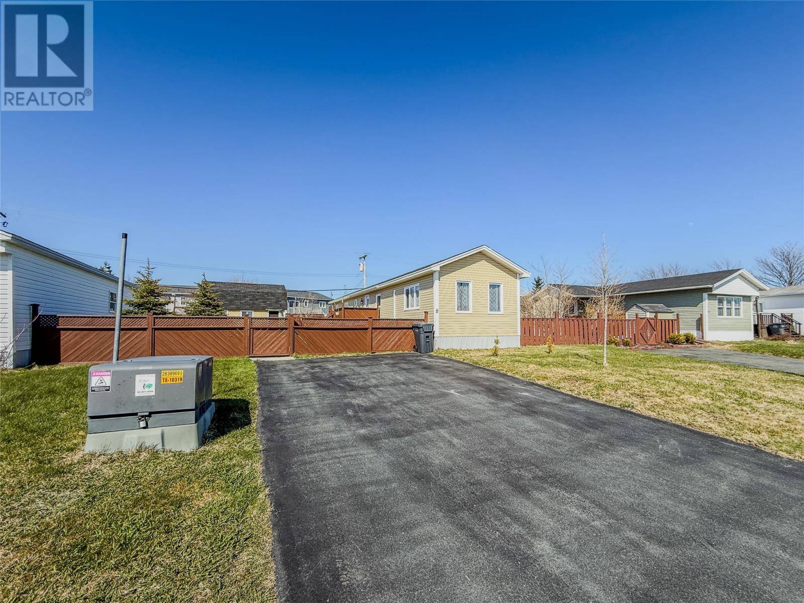 Paradise, NL A1L1A8,8 Juniper Drive