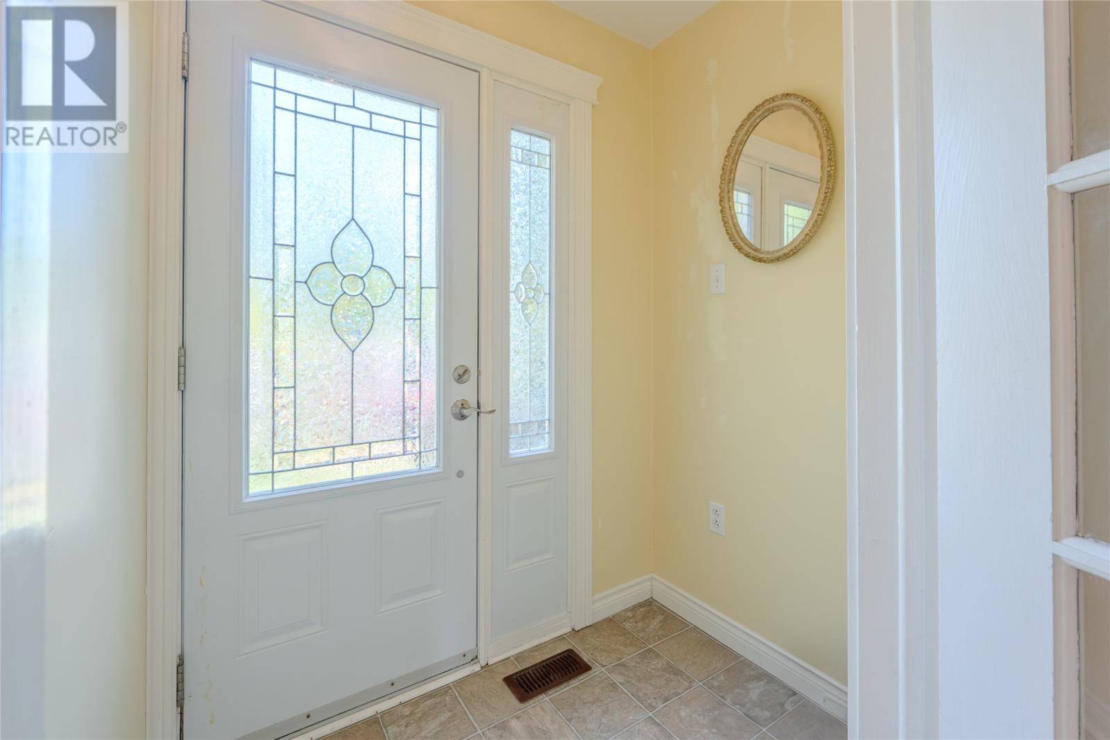Mount Pearl, NL A1N1P7,3 Maple Street