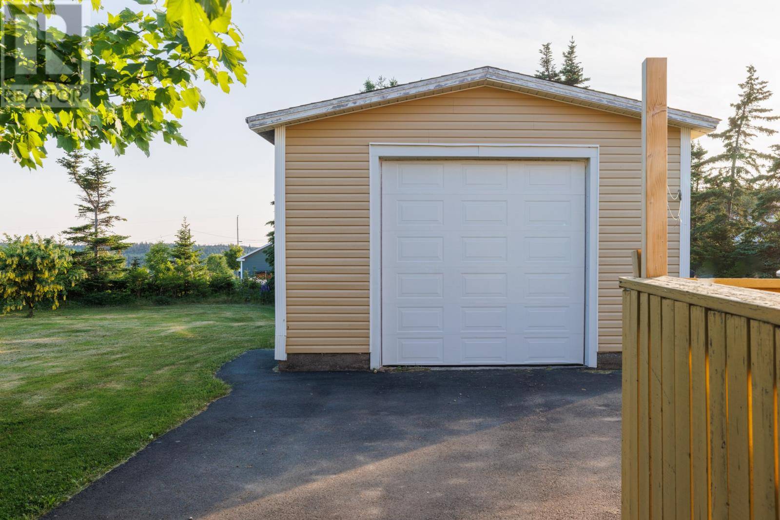 Paradise, NL A1L2M7,31 Desray Crescent