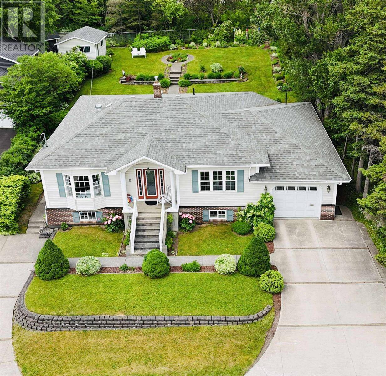 Corner Brook, NL A2H2K8,7 Ingrid Avenue