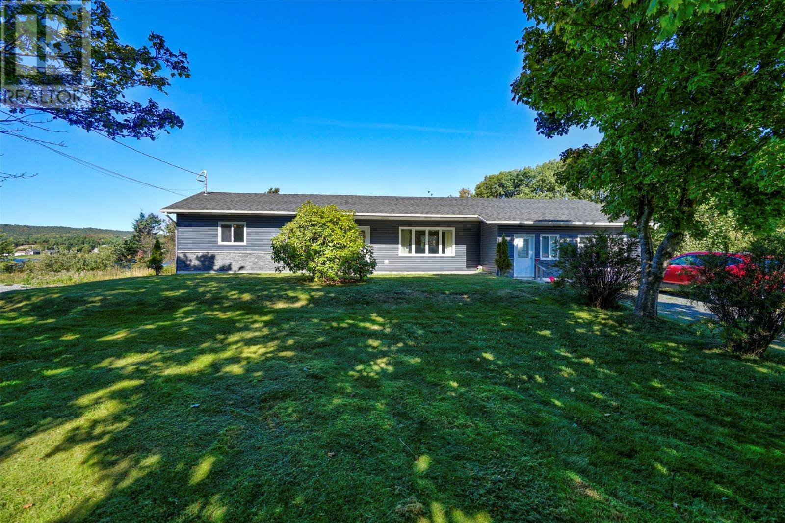 Bay Roberts, NL A0A1G0,98 Shearstown Road