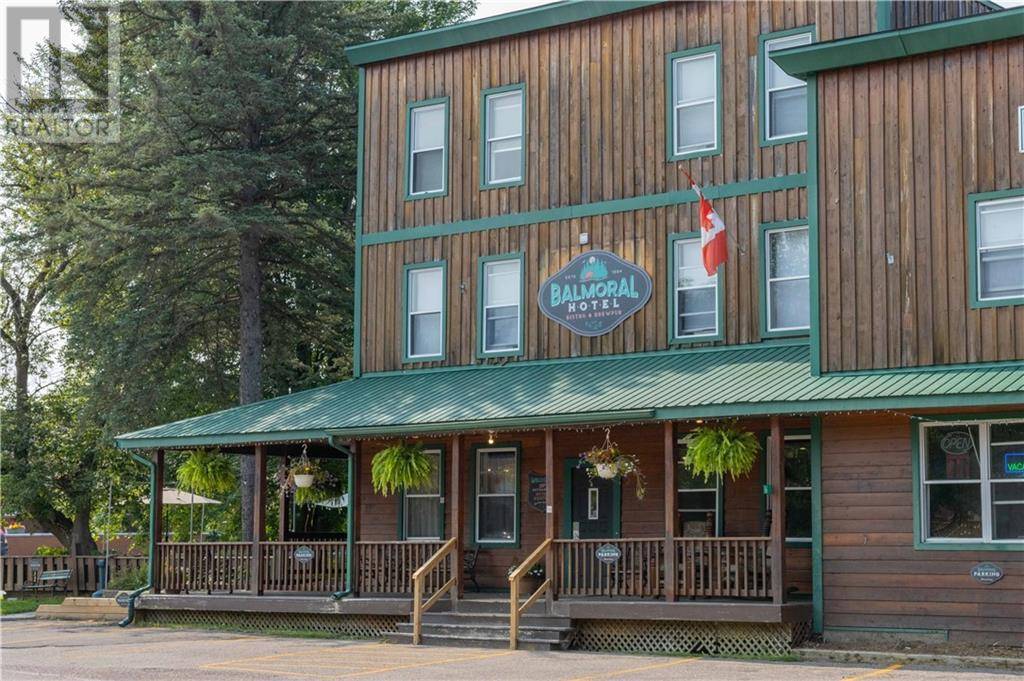 Barry's Bay, ON K0J1B0,16 OPEONGO SQUARE