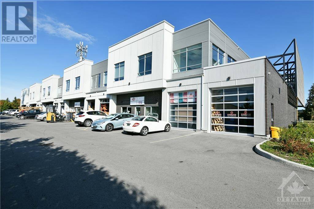 Ottawa, ON K2M2G8,65 DENZIL DOYLE CT #219