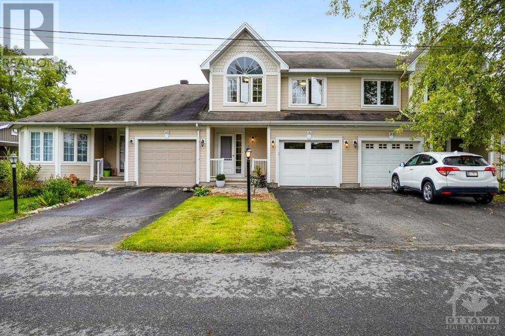 Kemptville, ON K0G1J0,18 ALMA STREET