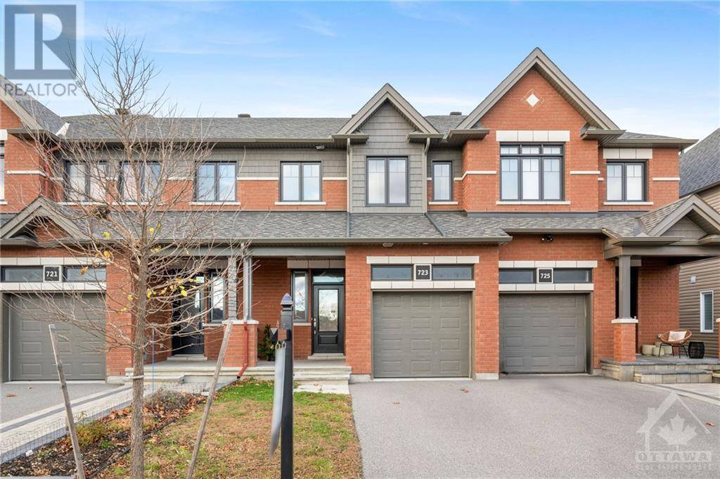 Ottawa, ON K1T3X1,723 TEASEL WAY