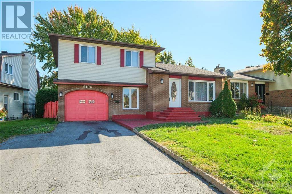 Ottawa, ON K1C2K2,6104 VINEYARD DRIVE