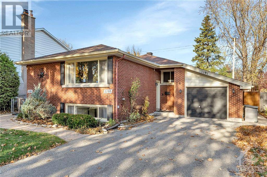 Ottawa, ON K2C2B1,1191 CASTLE HILL CRESCENT