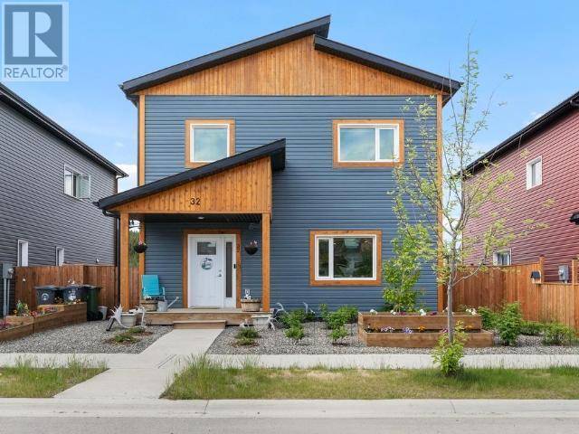 Whitehorse, YT Y1A0S5,32 EVELYN AVENUE