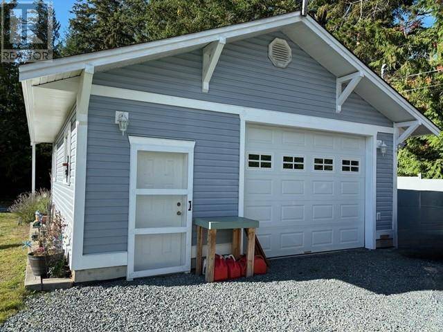 Powell River, BC V8A4H2,5277 ARMSTRONG CRT