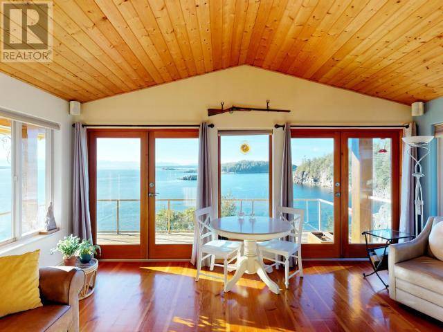 Powell River, BC V0N2G0,2-10289 FINN BAY ROAD