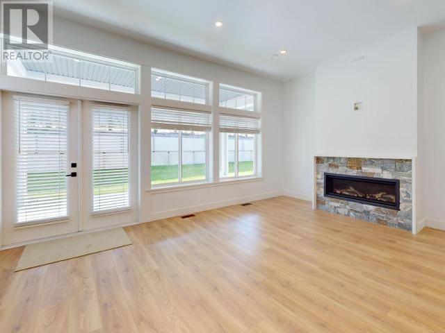 Powell River, BC V8A5T4,4072 SATURNA AVE