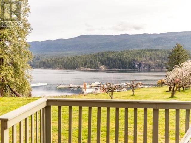 Powell River, BC V8A0G3,10052 MALASPINA RD