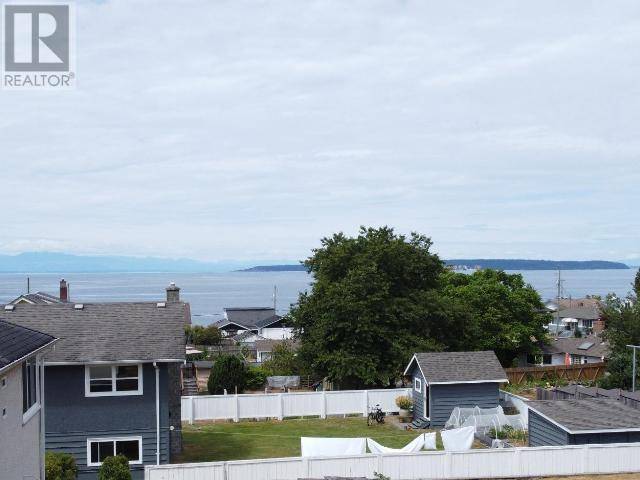 Powell River, BC V8A1N6,6913 INVERMERE CRT