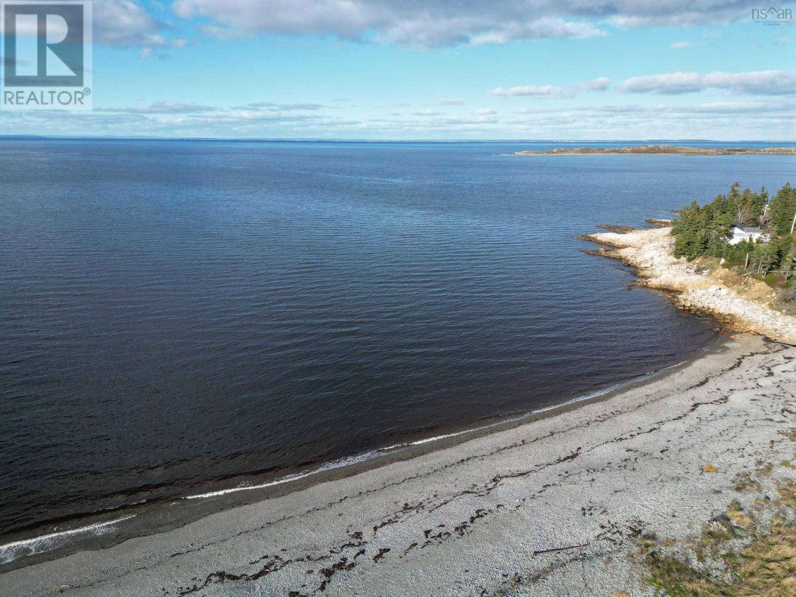 Fox Island Main, NS B0H1H0,No 16 Highway