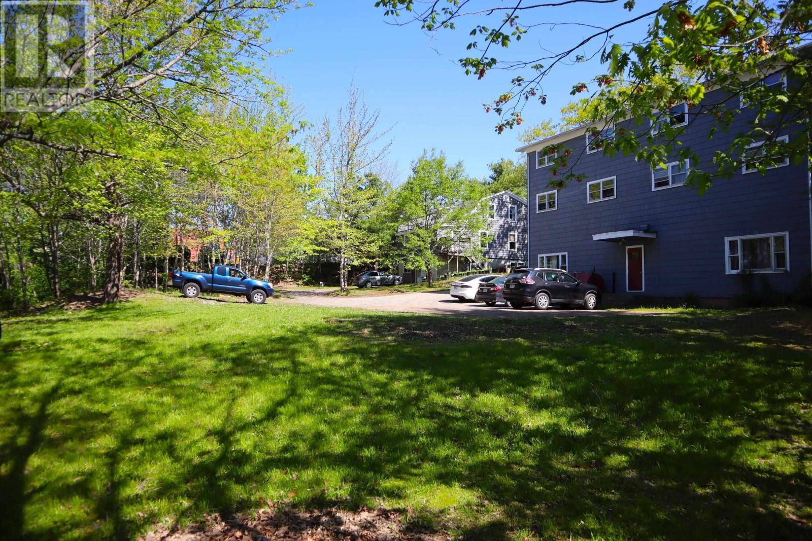 Bridgewater, NS B4V2V6,93 & 99 North Street