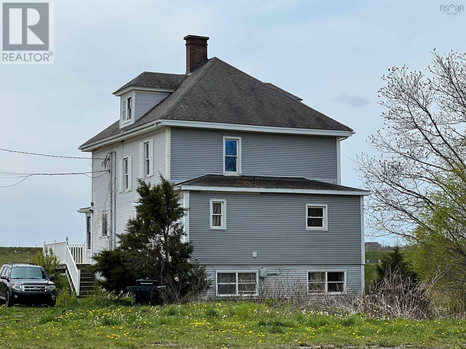 Plymouth, NS B2H5C5,5161 East River Road