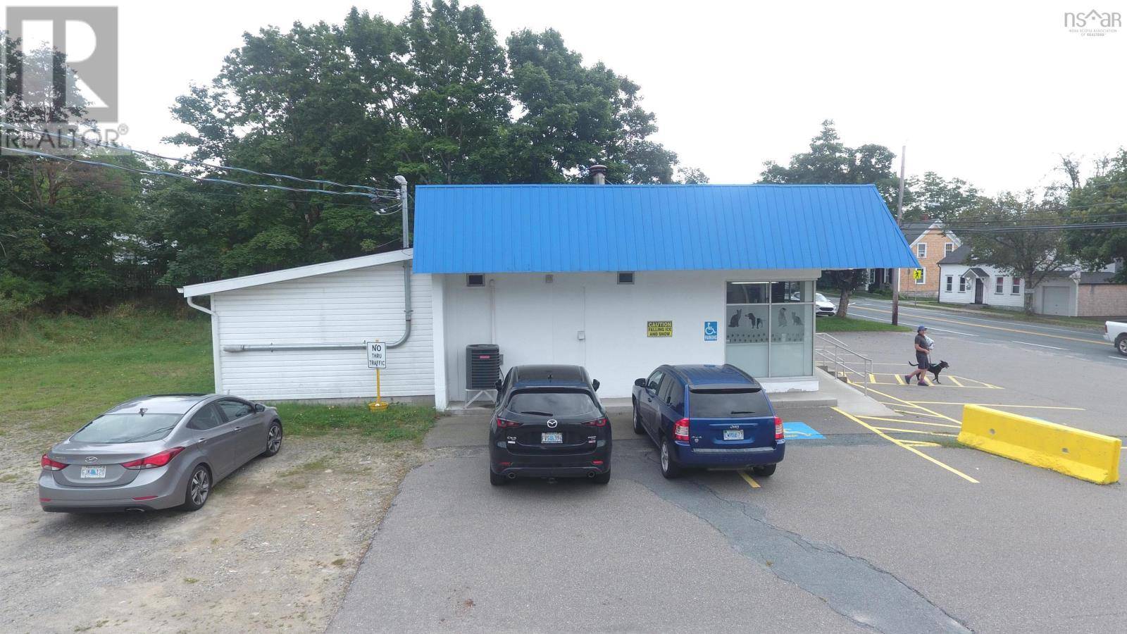 Shelburne, NS B0T1W0,190 Water Street