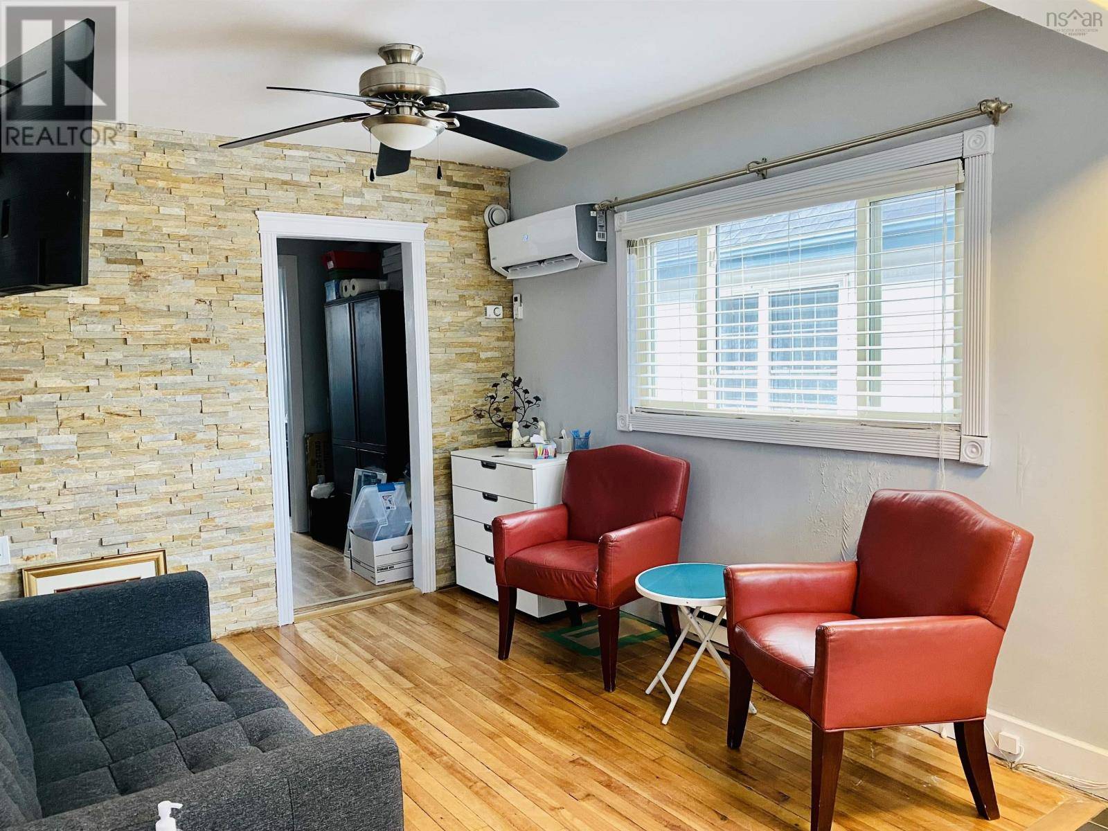 Dartmouth, NS B2Y1E1,170 Ochterloney Street