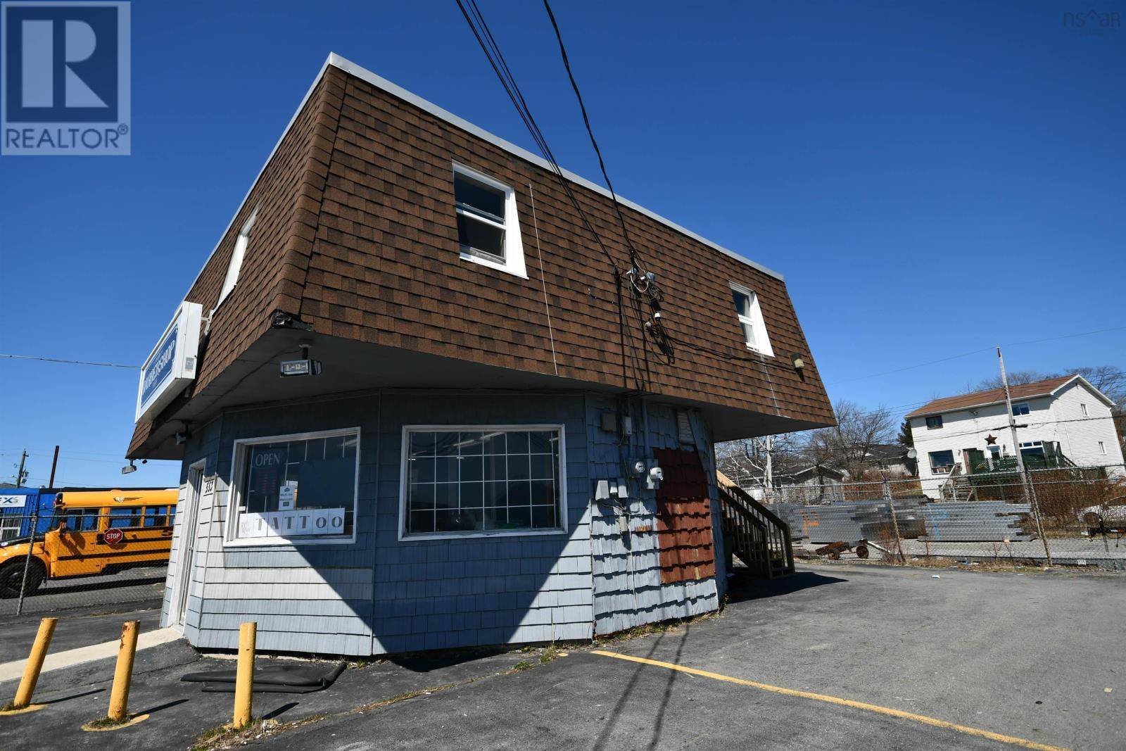 Dartmouth, NS B2W1A6,553-555 Pleasant Street