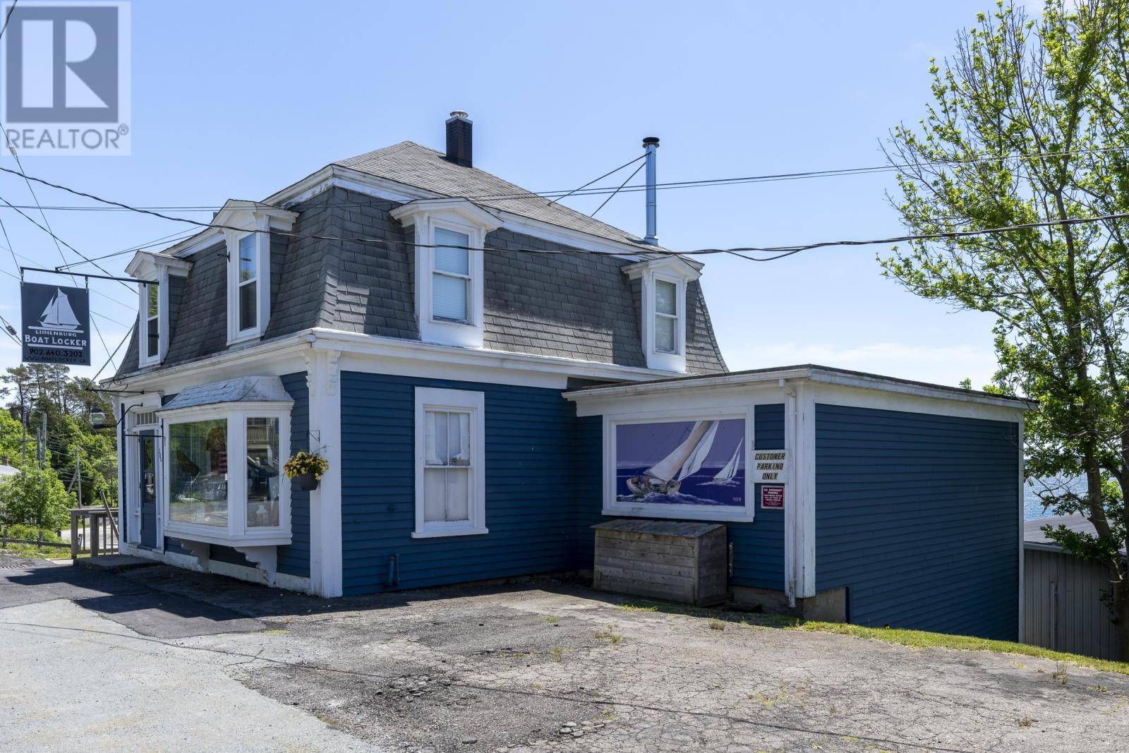 Lunenburg, NS B0J2C0,280 Montague Street