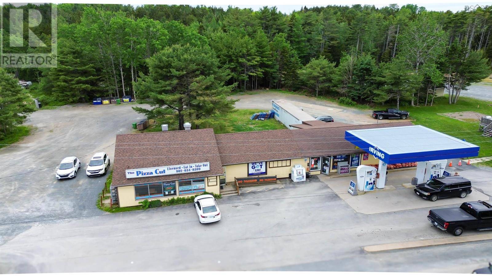 Lunenburg, NS B0J2C0,11261 Highway 3 Centre