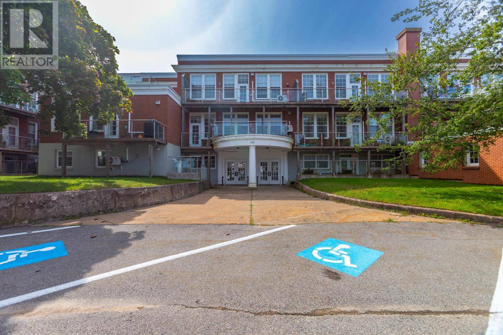 Annapolis Royal, NS B0S1A0,151 Ritchie ST #211