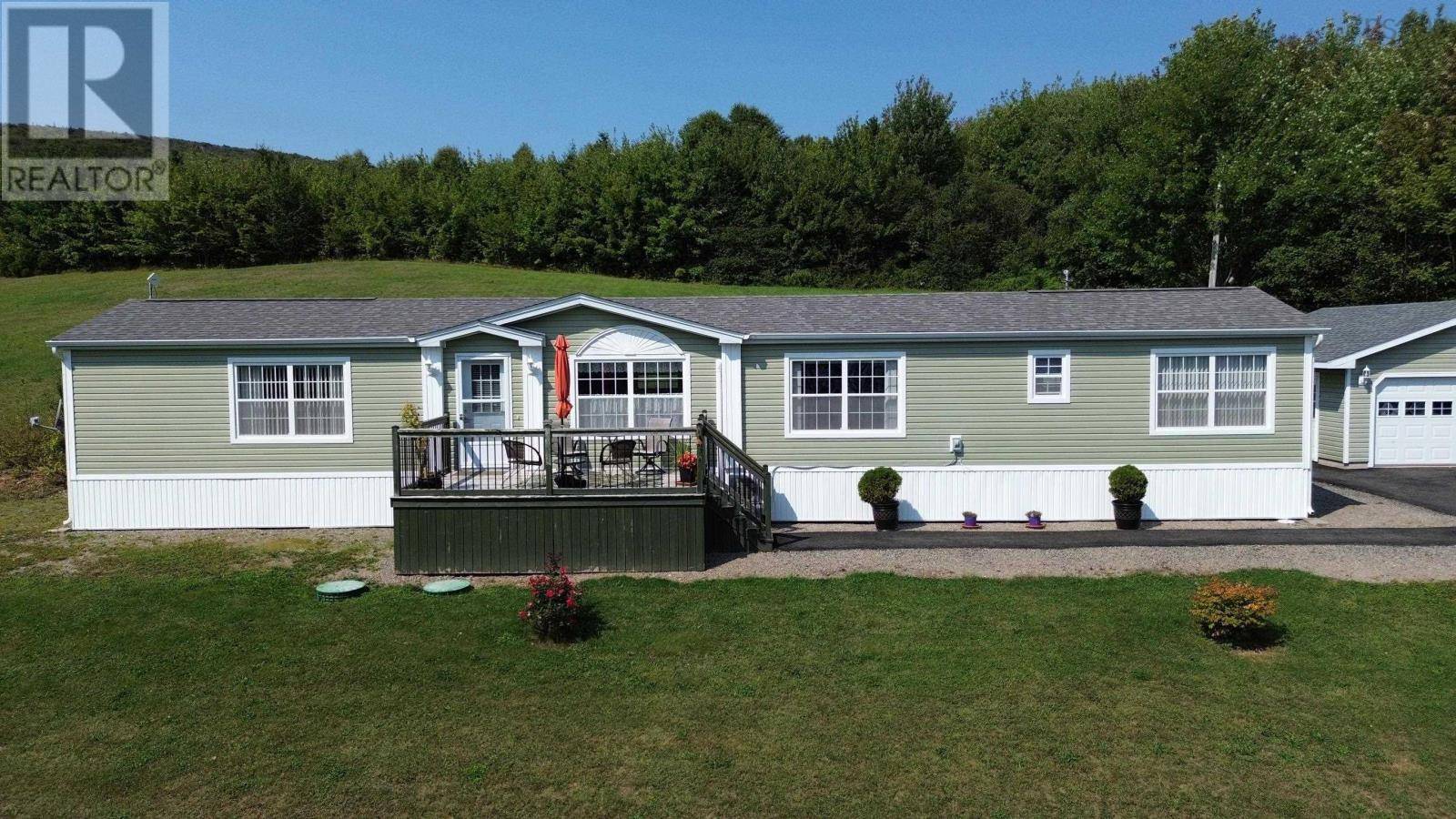 Aberdeen, NS B0E3M0,10335 Highway 105