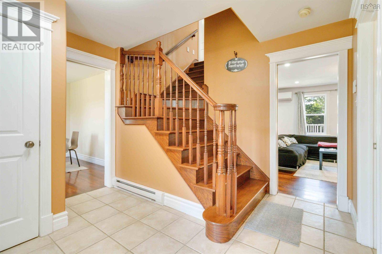 Middle Sackville, NS B4E3J9,180 Honeysuckle Road