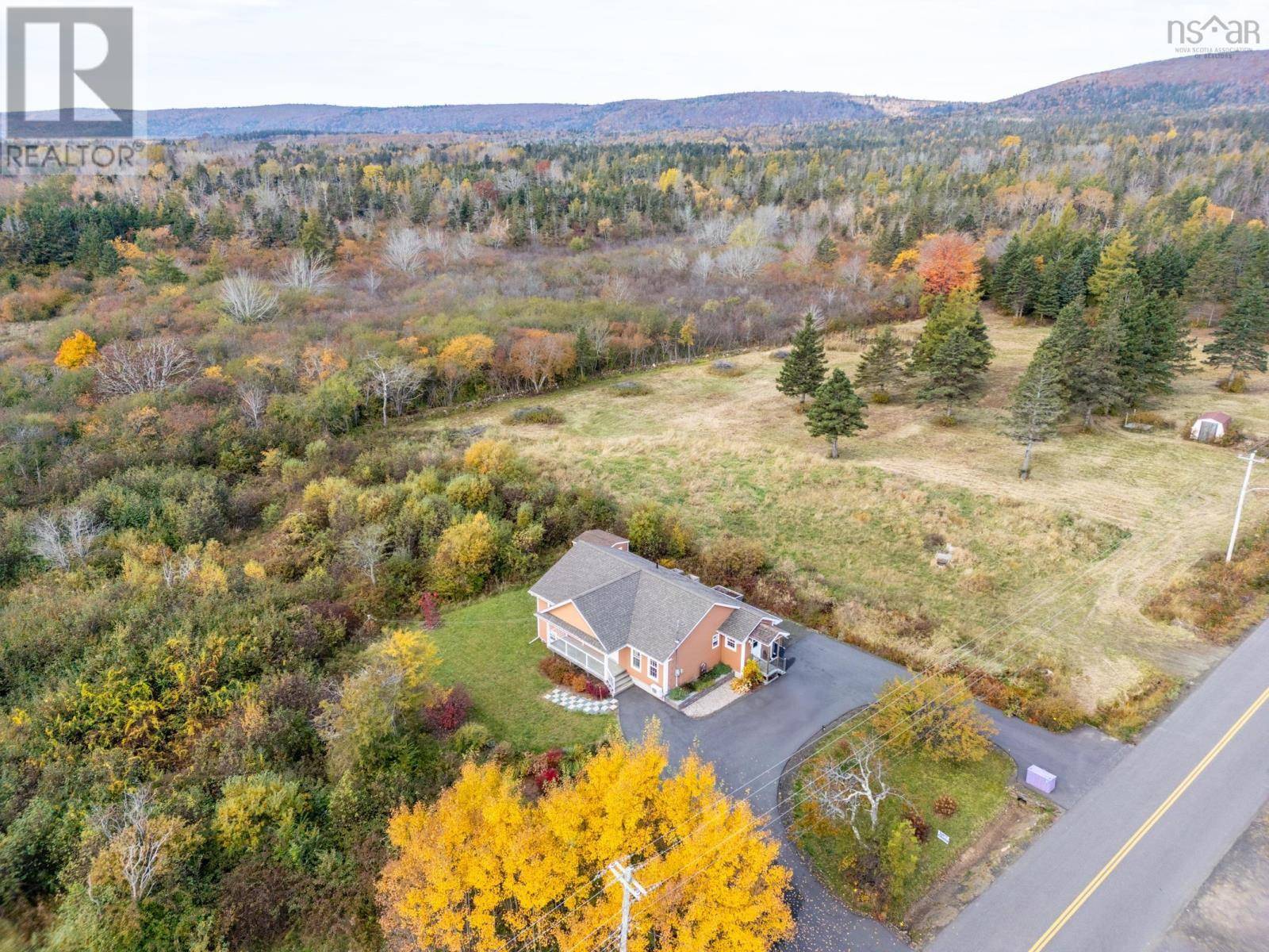 Granville Ferry, NS B0S1A0,31 Mills Mountain Road