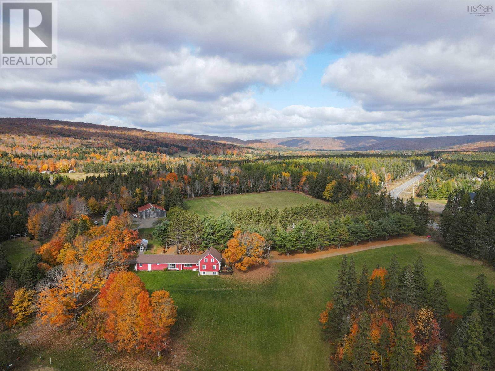 Middle River, NS B0E1B0,2639 Cabot Trail