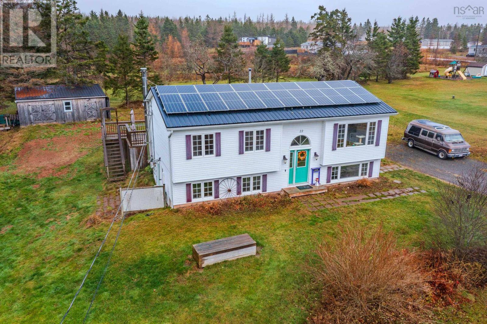 Onslow Mountain, NS B6L6A5,22 Apple Drive