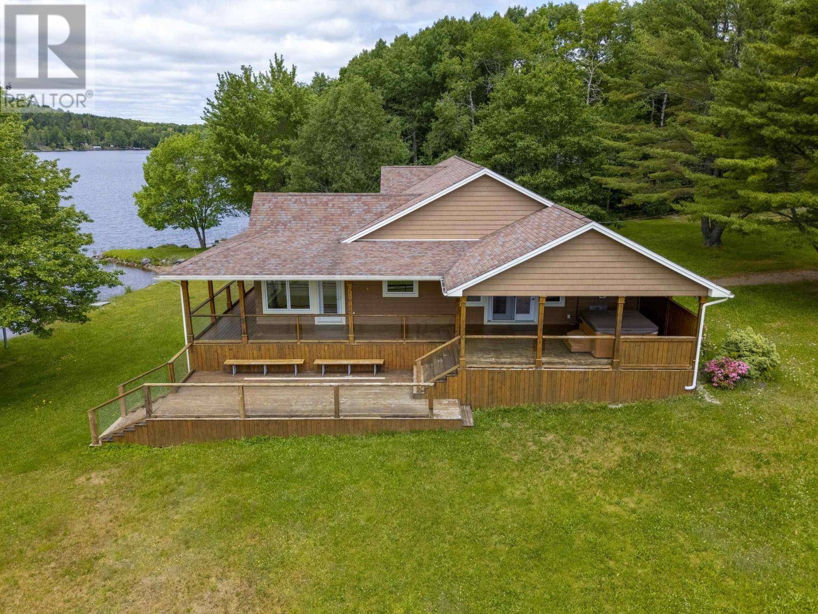 Upper Vaughan, NS B0N2T0,1011 14 Highway