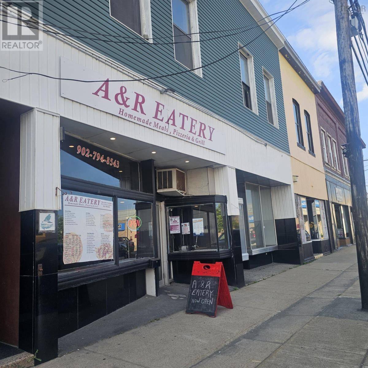 North Sydney, NS B2A1B8,66 Commercial Street Street