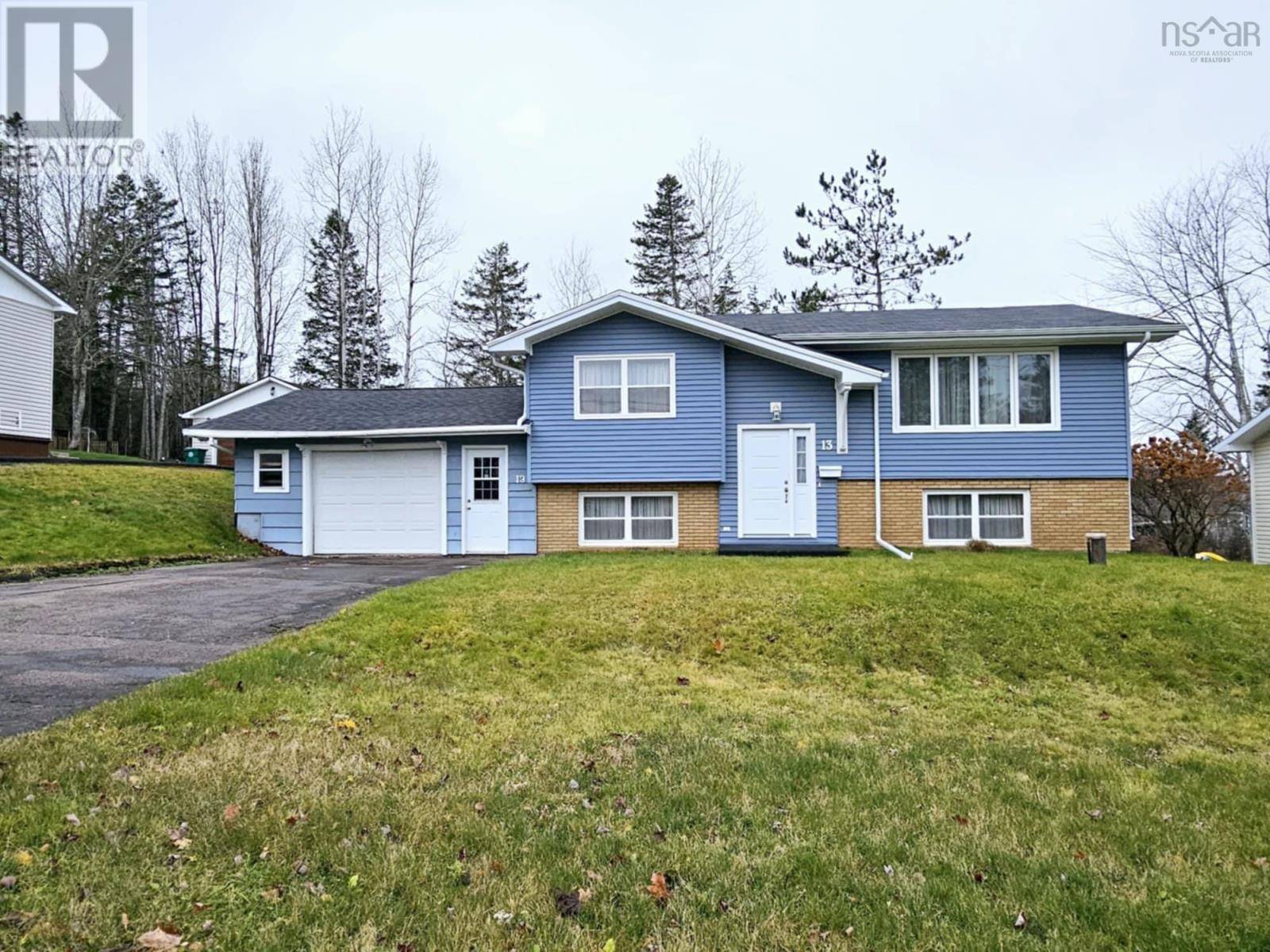 Salmon River, NS B2N5J2,13 Evergreen Drive