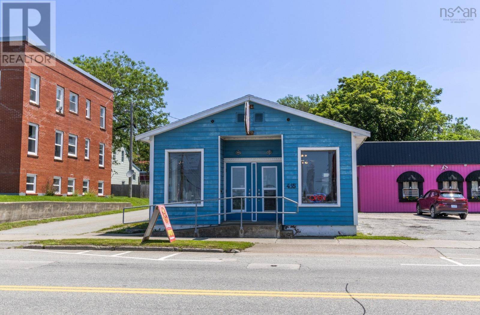 Yarmouth, NS B5A1G6,435 Main Street