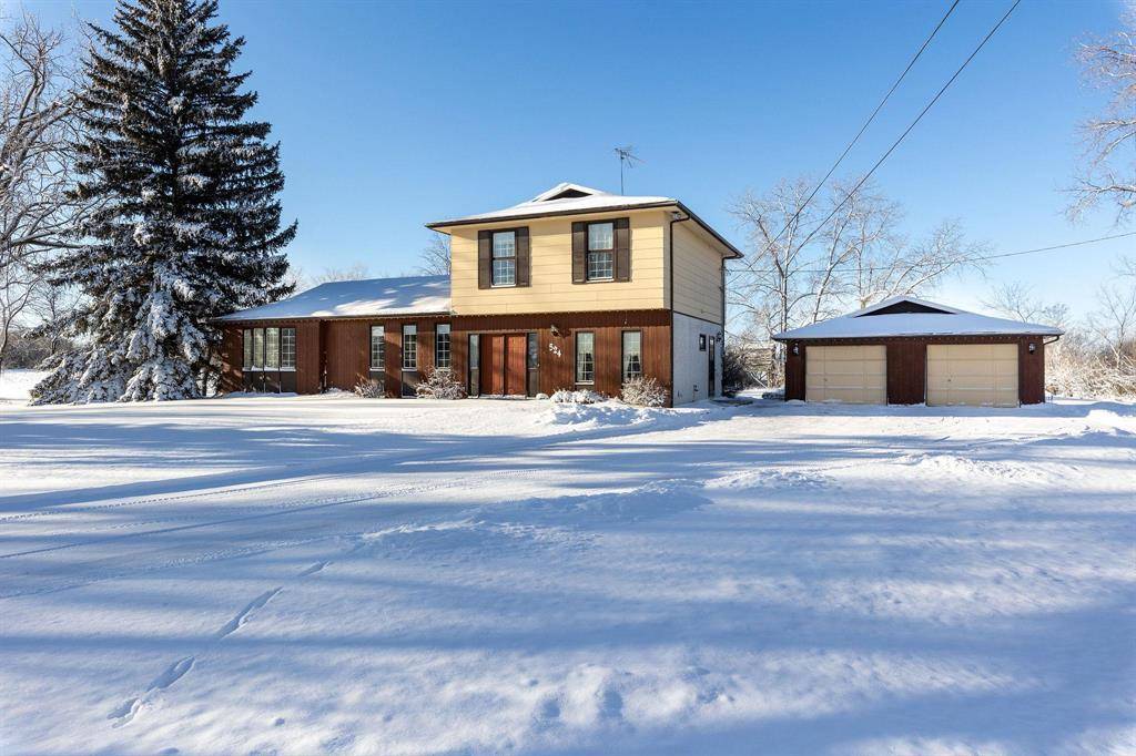 Steinbach, MB R5G2H1,524 Hespeler Street S